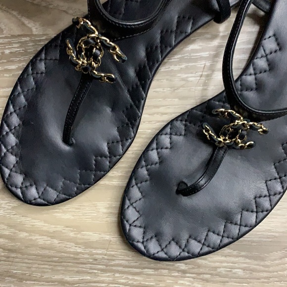 *SOLD* CHANEL lambskin black sandals - Picture 10 of 10